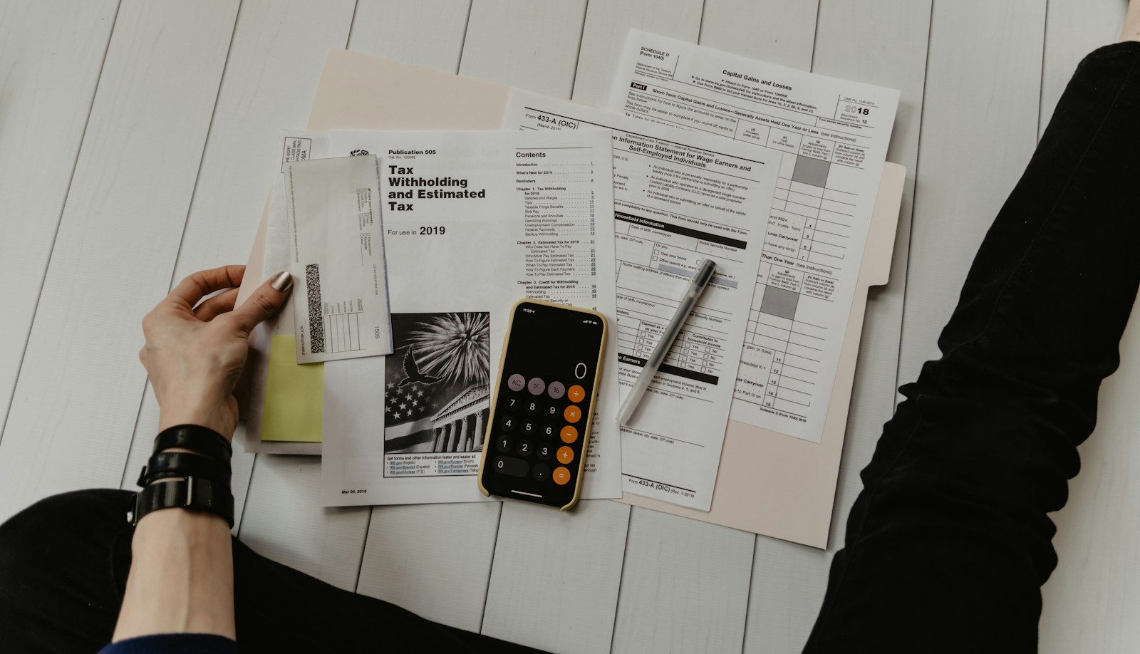 Calculator, documente și buget de marketing recalculat pentru 2026